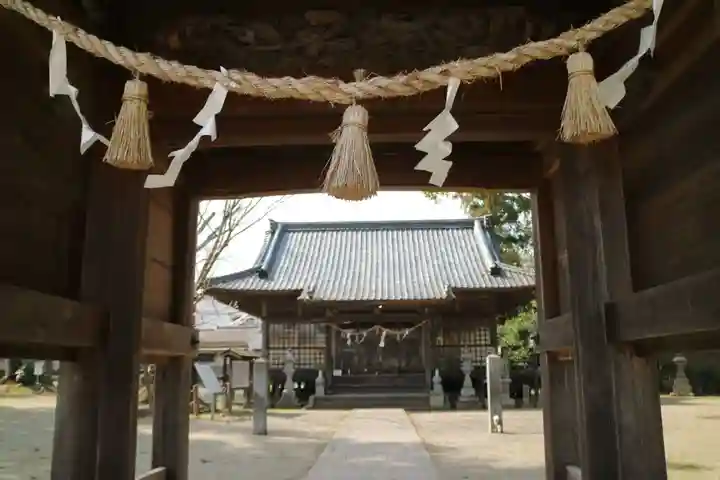 賀来神社の山門・神門