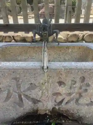 星神社の手水舎