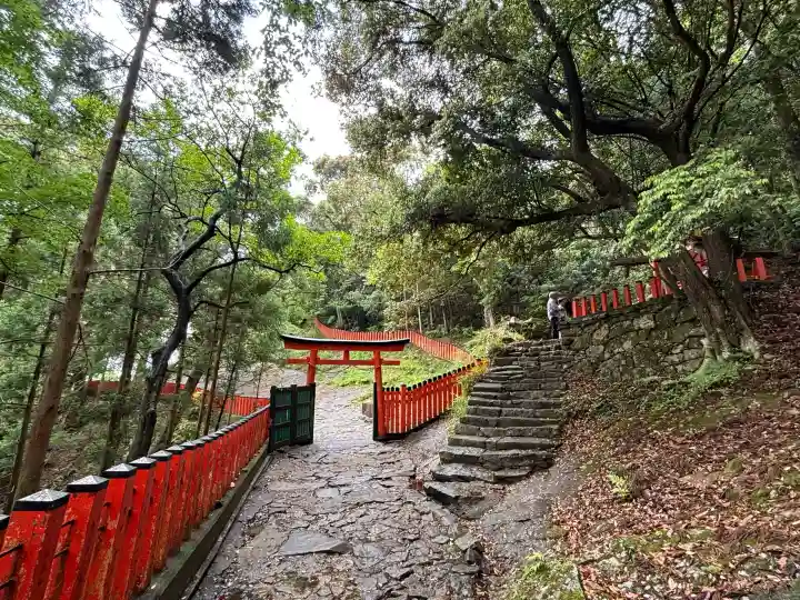 神倉神社(熊野速玉大社摂社)の{uncategorized: "未分類", other: "その他", undefined: "問題あり", building: "その他建物", grave: "お墓", sacred_gate: "鳥居", guardian: "狛犬", statue: "像", buddha: "仏像", history: "歴史", nature: "自然", garden: "庭園", animal: "動物", pagoda: "塔", temizu: "手水舎", mountain_gate: "山門・神門", sanctuary: "本殿・本堂", subordinate: "末社・摂社", art: "芸術", scenery: "景色", jizo: "地蔵", ema: "絵馬", goshuin: "御朱印", omikuji: "おみくじ", items: "授与品その他", amulet: "お守り", goshuincho: "御朱印帳", eats: "食事", festival: "お祭り", votive_dance: "神楽", shichigosan: "七五三参", wedding: "結婚式", experience: "体験その他", initially: "初詣", around: "周辺", anti_infection: "感染症対策"}