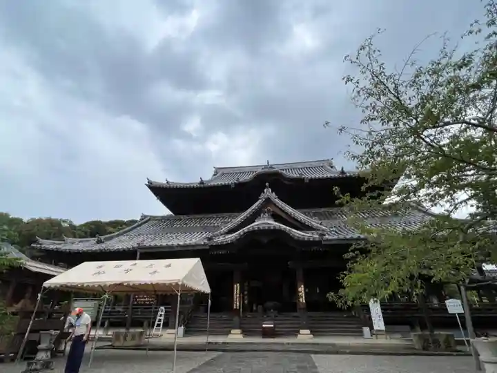 粉河寺の本殿・本堂