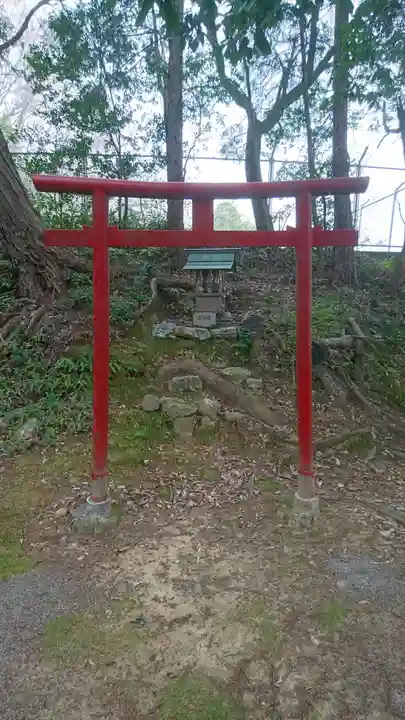 飛鳥田神社の末社・摂社