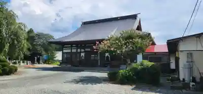 竜泉寺の本殿・本堂