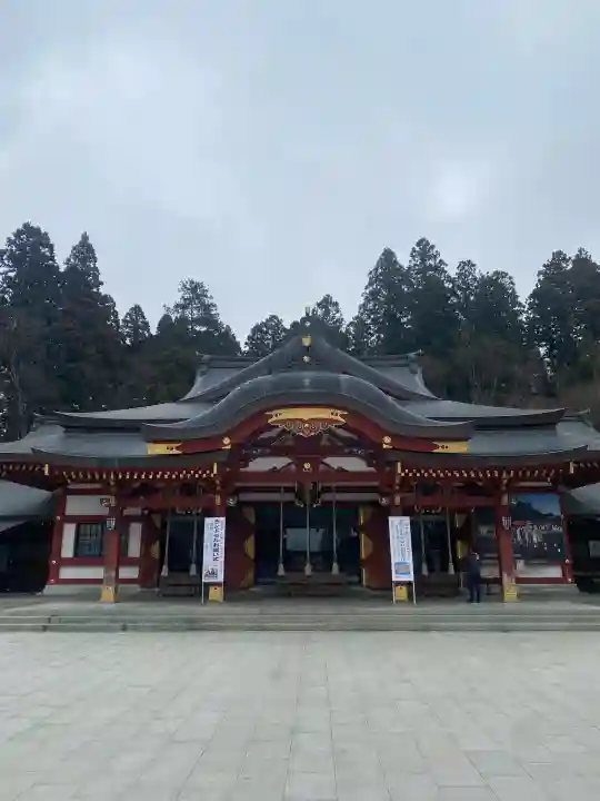 盛岡八幡宮の{uncategorized: "未分類", other: "その他", undefined: "問題あり", building: "その他建物", grave: "お墓", sacred_gate: "鳥居", guardian: "狛犬", statue: "像", buddha: "仏像", history: "歴史", nature: "自然", garden: "庭園", animal: "動物", pagoda: "塔", temizu: "手水舎", mountain_gate: "山門・神門", sanctuary: "本殿・本堂", subordinate: "末社・摂社", art: "芸術", scenery: "景色", jizo: "地蔵", ema: "絵馬", goshuin: "御朱印", omikuji: "おみくじ", items: "授与品その他", amulet: "お守り", goshuincho: "御朱印帳", eats: "食事", festival: "お祭り", votive_dance: "神楽", shichigosan: "七五三参", wedding: "結婚式", experience: "体験その他", initially: "初詣", around: "周辺", anti_infection: "感染症対策"}
