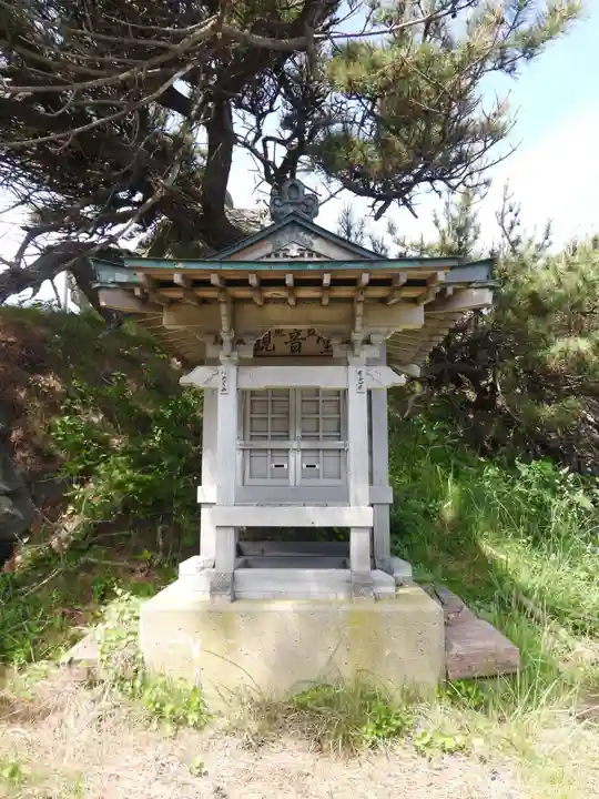 大戸瀬観音(青森県)