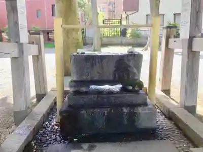 相模原氷川神社の手水舎