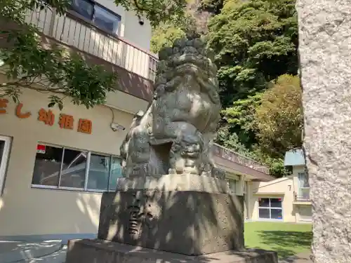 根岸八幡神社の狛犬