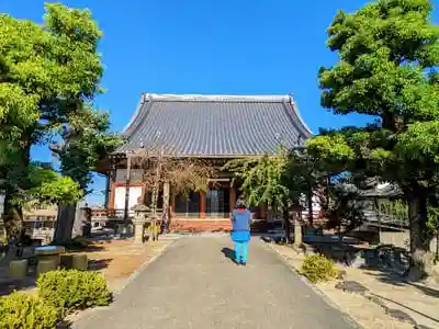 円長寺の本殿