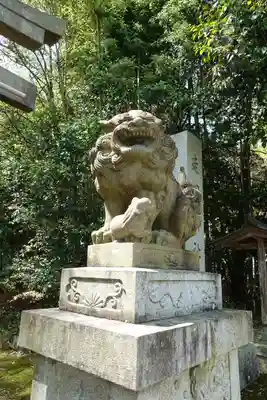走田神社の狛犬