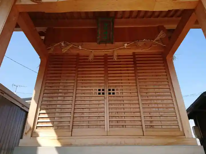 御鍬神社の本殿・本堂