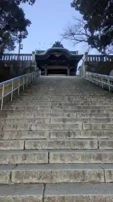 宇都宮二荒山神社の{uncategorized: "未分類", other: "その他", undefined: "問題あり", building: "その他建物", grave: "お墓", sacred_gate: "鳥居", guardian: "狛犬", statue: "像", buddha: "仏像", history: "歴史", nature: "自然", garden: "庭園", animal: "動物", pagoda: "塔", temizu: "手水舎", mountain_gate: "山門・神門", sanctuary: "本殿・本堂", subordinate: "末社・摂社", art: "芸術", scenery: "景色", jizo: "地蔵", ema: "絵馬", goshuin: "御朱印", omikuji: "おみくじ", items: "授与品その他", amulet: "お守り", goshuincho: "御朱印帳", eats: "食事", festival: "お祭り", votive_dance: "神楽", shichigosan: "七五三参", wedding: "結婚式", experience: "体験その他", initially: "初詣", around: "周辺", anti_infection: "感染症対策"}