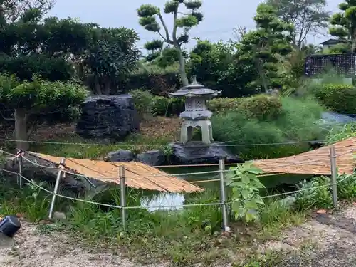 金蓮寺の庭園