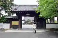 東光寺の山門・神門