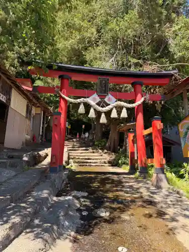 多賀神社の{uncategorized: "未分類", other: "その他", undefined: "問題あり", building: "その他建物", grave: "お墓", sacred_gate: "鳥居", guardian: "狛犬", statue: "像", buddha: "仏像", history: "歴史", nature: "自然", garden: "庭園", animal: "動物", pagoda: "塔", temizu: "手水舎", mountain_gate: "山門・神門", sanctuary: "本殿・本堂", subordinate: "末社・摂社", art: "芸術", scenery: "景色", jizo: "地蔵", ema: "絵馬", goshuin: "御朱印", omikuji: "おみくじ", items: "授与品その他", amulet: "お守り", goshuincho: "御朱印帳", eats: "食事", festival: "お祭り", votive_dance: "神楽", shichigosan: "七五三参", wedding: "結婚式", experience: "体験その他", initially: "初詣", around: "周辺", anti_infection: "感染症対策"}
