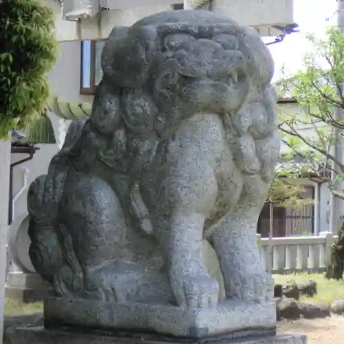 建石勝神社の狛犬