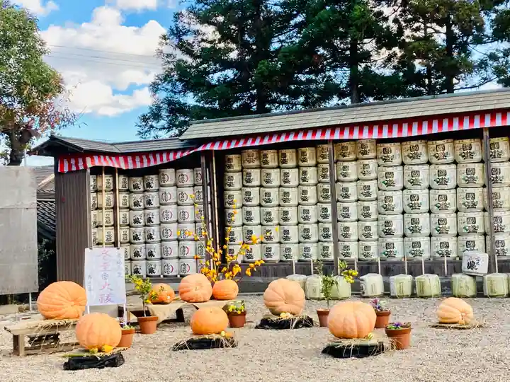 東海市熊野神社の庭園