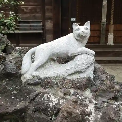 稲荷神社の狛犬