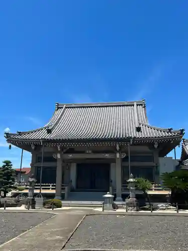 泰岳寺の本殿・本堂