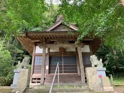 鷲神社の本殿・本堂