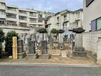 妙行寺の{uncategorized: "未分類", other: "その他", undefined: "問題あり", building: "その他建物", grave: "お墓", sacred_gate: "鳥居", guardian: "狛犬", statue: "像", buddha: "仏像", history: "歴史", nature: "自然", garden: "庭園", animal: "動物", pagoda: "塔", temizu: "手水舎", mountain_gate: "山門・神門", sanctuary: "本殿・本堂", subordinate: "末社・摂社", art: "芸術", scenery: "景色", jizo: "地蔵", ema: "絵馬", goshuin: "御朱印", omikuji: "おみくじ", items: "授与品その他", amulet: "お守り", goshuincho: "御朱印帳", eats: "食事", festival: "お祭り", votive_dance: "神楽", shichigosan: "七五三参", wedding: "結婚式", experience: "体験その他", initially: "初詣", around: "周辺", anti_infection: "感染症対策"}