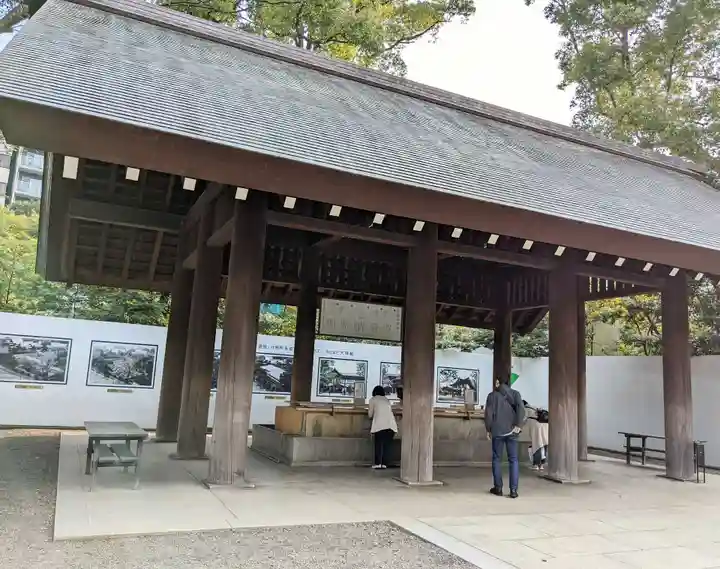 靖國神社の手水舎