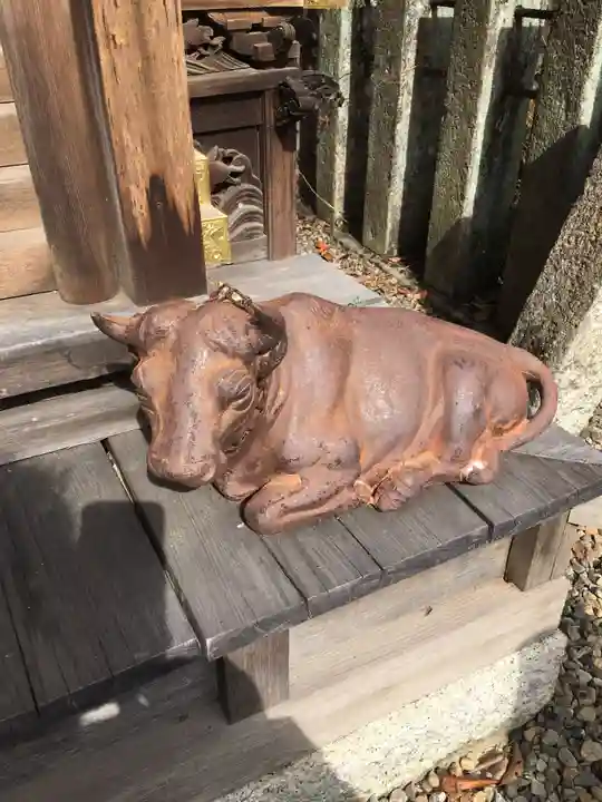 針綱神社の狛犬