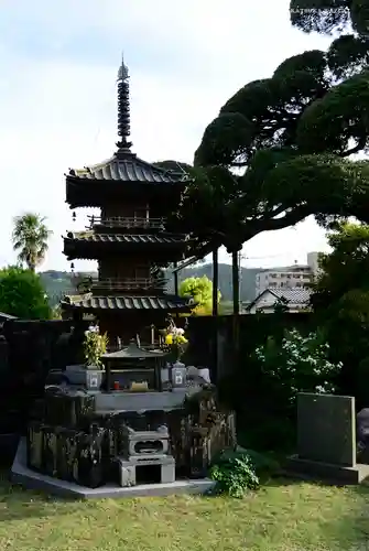 宗建寺の塔