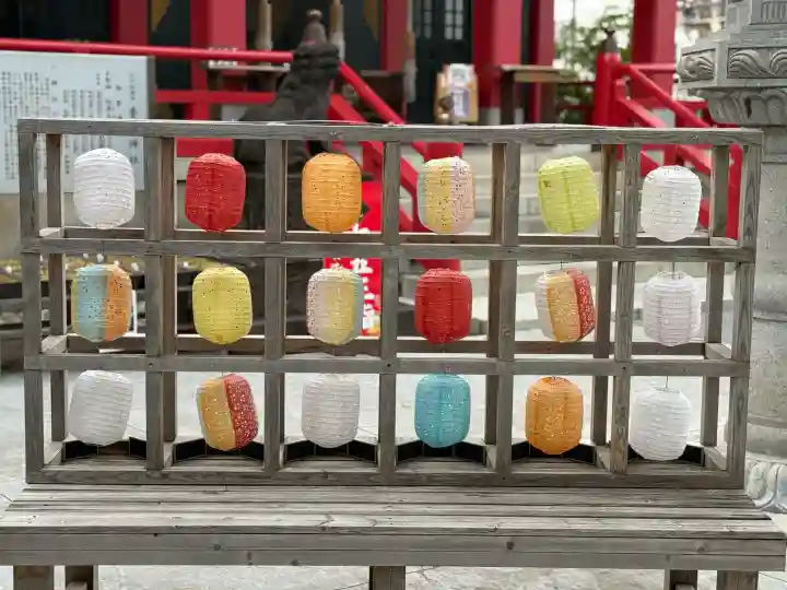 越谷香取神社の{uncategorized: "未分類", other: "その他", undefined: "問題あり", building: "その他建物", grave: "お墓", sacred_gate: "鳥居", guardian: "狛犬", statue: "像", buddha: "仏像", history: "歴史", nature: "自然", garden: "庭園", animal: "動物", pagoda: "塔", temizu: "手水舎", mountain_gate: "山門・神門", sanctuary: "本殿・本堂", subordinate: "末社・摂社", art: "芸術", scenery: "景色", jizo: "地蔵", ema: "絵馬", goshuin: "御朱印", omikuji: "おみくじ", items: "授与品その他", amulet: "お守り", goshuincho: "御朱印帳", eats: "食事", festival: "お祭り", votive_dance: "神楽", shichigosan: "七五三参", wedding: "結婚式", experience: "体験その他", initially: "初詣", around: "周辺", anti_infection: "感染症対策"}