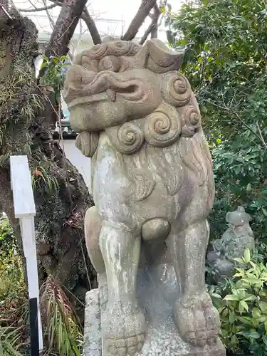 漢國神社の狛犬