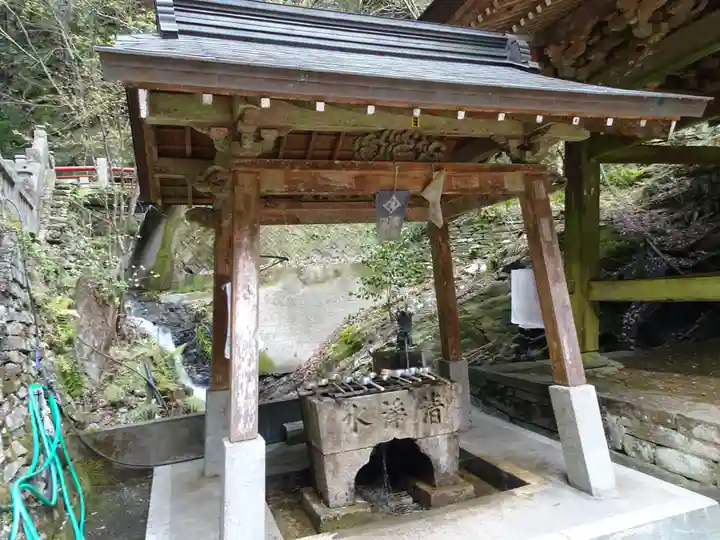 仙龍寺の手水舎