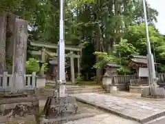 雄山神社中宮祈願殿(富山県)