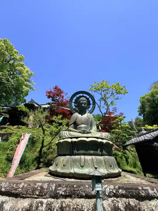 岩殿山安楽寺(吉見観音)の{uncategorized: "未分類", other: "その他", undefined: "問題あり", building: "その他建物", grave: "お墓", sacred_gate: "鳥居", guardian: "狛犬", statue: "像", buddha: "仏像", history: "歴史", nature: "自然", garden: "庭園", animal: "動物", pagoda: "塔", temizu: "手水舎", mountain_gate: "山門・神門", sanctuary: "本殿・本堂", subordinate: "末社・摂社", art: "芸術", scenery: "景色", jizo: "地蔵", ema: "絵馬", goshuin: "御朱印", omikuji: "おみくじ", items: "授与品その他", amulet: "お守り", goshuincho: "御朱印帳", eats: "食事", festival: "お祭り", votive_dance: "神楽", shichigosan: "七五三参", wedding: "結婚式", experience: "体験その他", initially: "初詣", around: "周辺", anti_infection: "感染症対策"}
