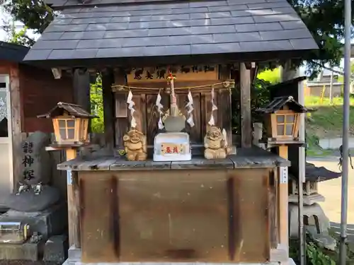 森三吉神社の末社