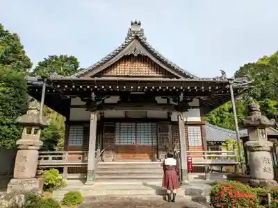 神護峯 中山寺の本殿・本堂