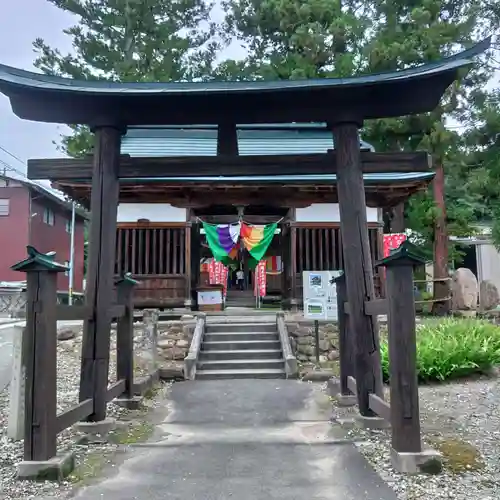 金剛山 正法寺の鳥居