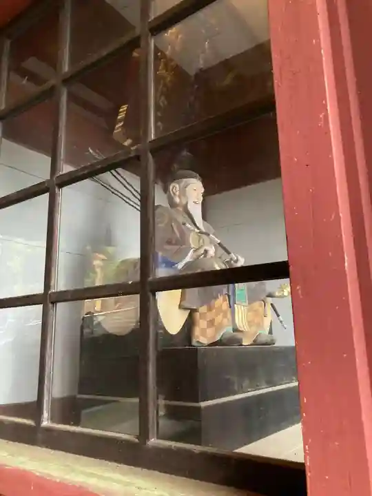 武蔵御嶽神社の像