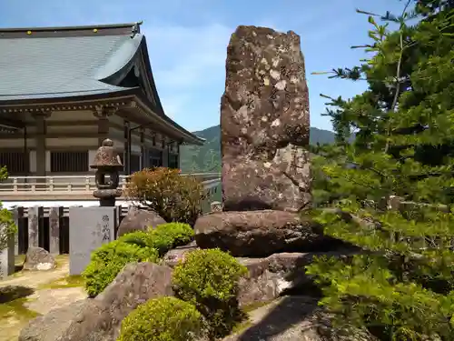 青岸渡寺の建物その他