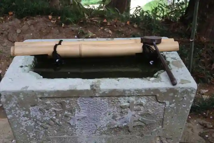 八幡神社の手水舎