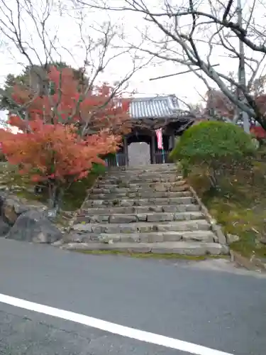 法輪寺の山門