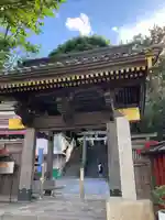 王子稲荷神社の山門・神門