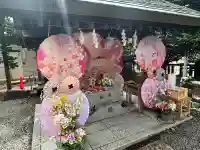 札幌諏訪神社の{uncategorized: "未分類", other: "その他", undefined: "問題あり", building: "その他建物", grave: "お墓", sacred_gate: "鳥居", guardian: "狛犬", statue: "像", buddha: "仏像", history: "歴史", nature: "自然", garden: "庭園", animal: "動物", pagoda: "塔", temizu: "手水舎", mountain_gate: "山門・神門", sanctuary: "本殿・本堂", subordinate: "末社・摂社", art: "芸術", scenery: "景色", jizo: "地蔵", ema: "絵馬", goshuin: "御朱印", omikuji: "おみくじ", items: "授与品その他", amulet: "お守り", goshuincho: "御朱印帳", eats: "食事", festival: "お祭り", votive_dance: "神楽", shichigosan: "七五三参", wedding: "結婚式", experience: "体験その他", initially: "初詣", around: "周辺", anti_infection: "感染症対策"}