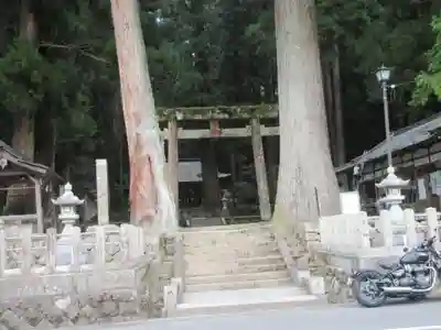 室生龍穴神社(奈良県)