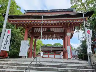 津島神社の山門・神門