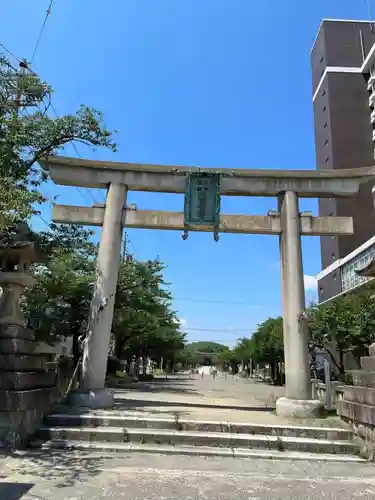 尾張大國霊神社（国府宮）の鳥居