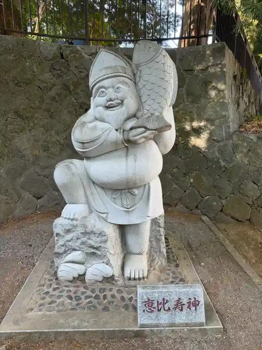 五所神社の{uncategorized: "未分類", other: "その他", undefined: "問題あり", building: "その他建物", grave: "お墓", sacred_gate: "鳥居", guardian: "狛犬", statue: "像", buddha: "仏像", history: "歴史", nature: "自然", garden: "庭園", animal: "動物", pagoda: "塔", temizu: "手水舎", mountain_gate: "山門・神門", sanctuary: "本殿・本堂", subordinate: "末社・摂社", art: "芸術", scenery: "景色", jizo: "地蔵", ema: "絵馬", goshuin: "御朱印", omikuji: "おみくじ", items: "授与品その他", amulet: "お守り", goshuincho: "御朱印帳", eats: "食事", festival: "お祭り", votive_dance: "神楽", shichigosan: "七五三参", wedding: "結婚式", experience: "体験その他", initially: "初詣", around: "周辺", anti_infection: "感染症対策"}