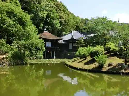 根来寺の庭園