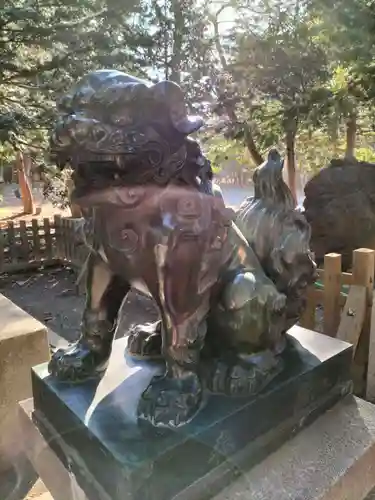 北海道神宮の狛犬