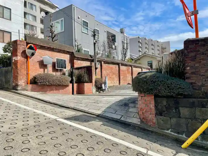 愛染院の{uncategorized: "未分類", other: "その他", undefined: "問題あり", building: "その他建物", grave: "お墓", sacred_gate: "鳥居", guardian: "狛犬", statue: "像", buddha: "仏像", history: "歴史", nature: "自然", garden: "庭園", animal: "動物", pagoda: "塔", temizu: "手水舎", mountain_gate: "山門・神門", sanctuary: "本殿・本堂", subordinate: "末社・摂社", art: "芸術", scenery: "景色", jizo: "地蔵", ema: "絵馬", goshuin: "御朱印", omikuji: "おみくじ", items: "授与品その他", amulet: "お守り", goshuincho: "御朱印帳", eats: "食事", festival: "お祭り", votive_dance: "神楽", shichigosan: "七五三参", wedding: "結婚式", experience: "体験その他", initially: "初詣", around: "周辺", anti_infection: "感染症対策"}