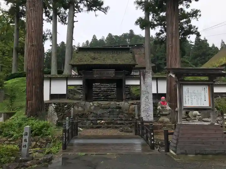 正法寺の山門・神門