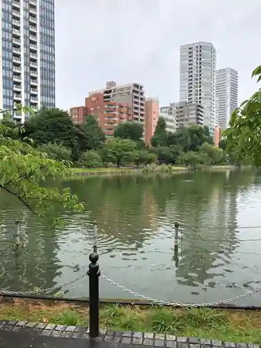 寛永寺不忍池弁天堂の庭園