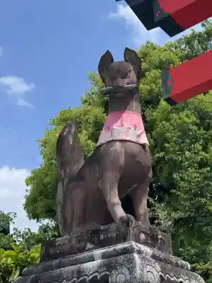 伏見稲荷大社の{uncategorized: "未分類", other: "その他", undefined: "問題あり", building: "その他建物", grave: "お墓", sacred_gate: "鳥居", guardian: "狛犬", statue: "像", buddha: "仏像", history: "歴史", nature: "自然", garden: "庭園", animal: "動物", pagoda: "塔", temizu: "手水舎", mountain_gate: "山門・神門", sanctuary: "本殿・本堂", subordinate: "末社・摂社", art: "芸術", scenery: "景色", jizo: "地蔵", ema: "絵馬", goshuin: "御朱印", omikuji: "おみくじ", items: "授与品その他", amulet: "お守り", goshuincho: "御朱印帳", eats: "食事", festival: "お祭り", votive_dance: "神楽", shichigosan: "七五三参", wedding: "結婚式", experience: "体験その他", initially: "初詣", around: "周辺", anti_infection: "感染症対策"}